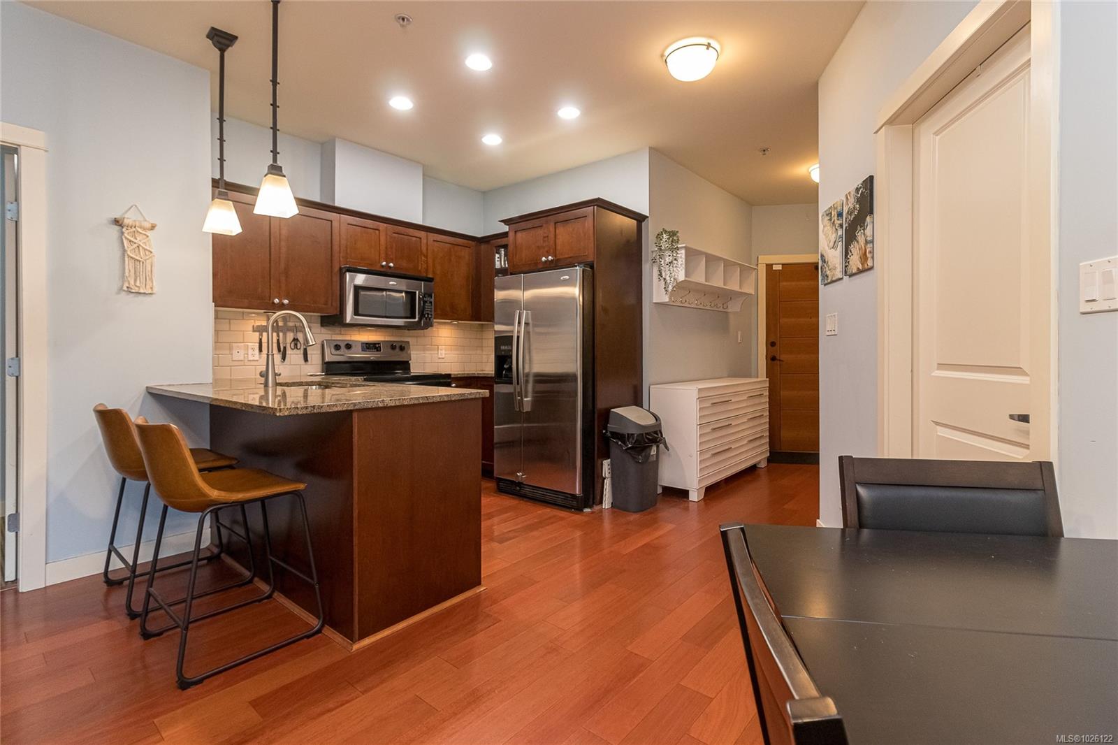 物业照片第1幅(共33幅)