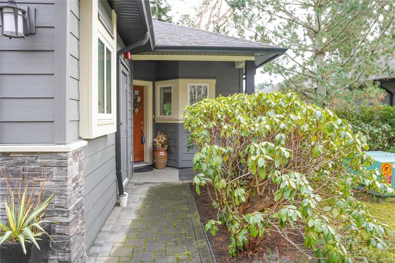 物业照片第1幅(共32幅)