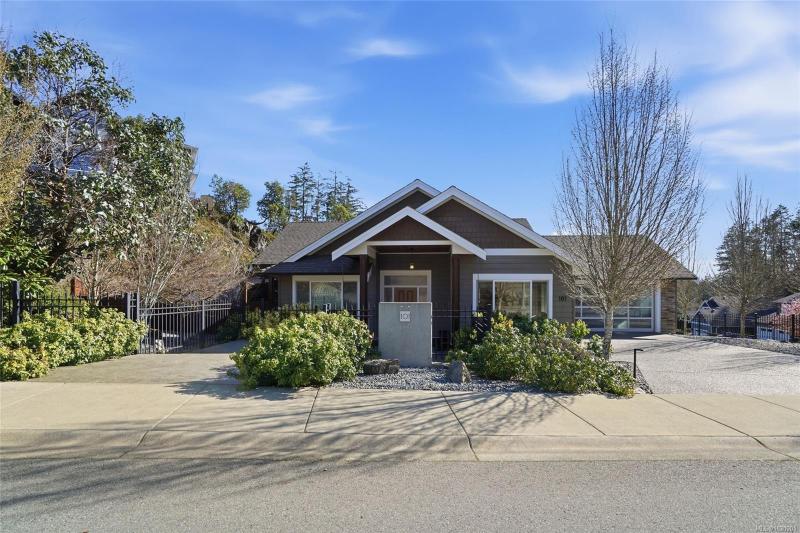 物业照片第1幅(共15幅)